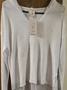 Sioni Women's White V-Neck Lightweight Knit Top. Festival, Statement, Cute